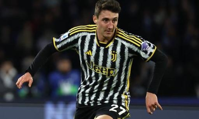 Juve: rinnovi Cambiaso e Chiesa, stabilità organico garantita