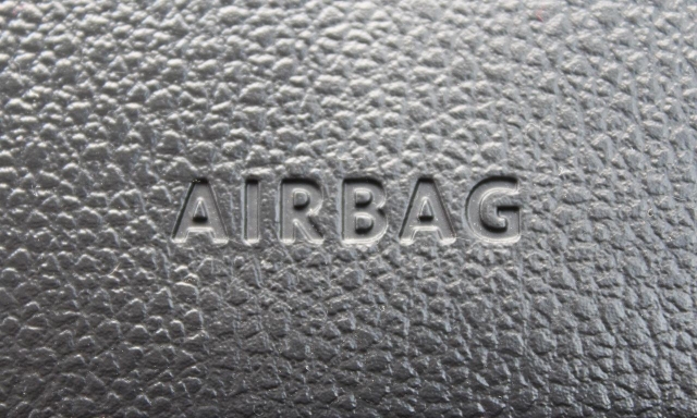 Airbag Takata, verifiche alla revisione: un milione i veicoli da mettere in sicurezza