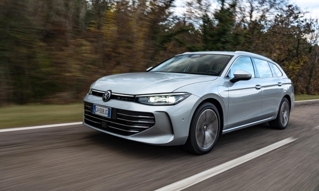 Auto elettrificate, l'Europa ora corre più di Cina e Nord America