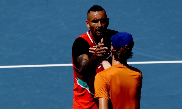 Kyrgios, ossessione Sinner: "Alcaraz, devi vincere il torneo. Organizzo io la festa!"