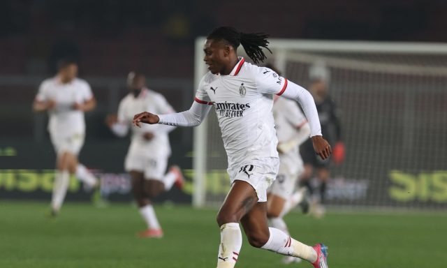 Milan-Como, le formazioni ufficiali: Bondo e Leao titolari. Fabregas conferma Strefezza dal 1&#x27;