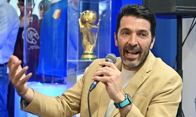 Buffon: "Bidone dell'immondizia al posto del cuore? Mi vergogno di quella frase"