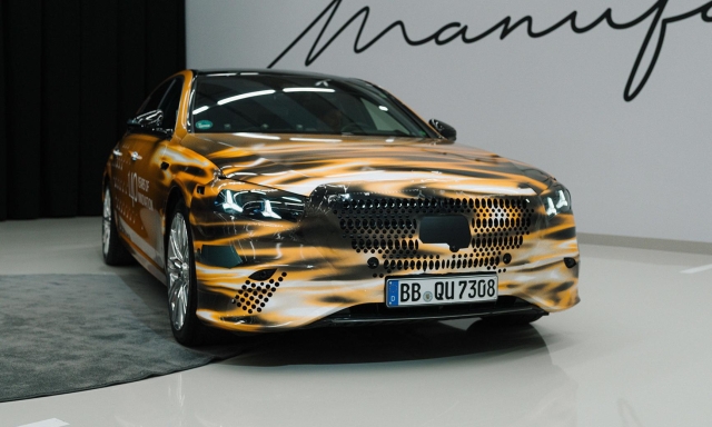 Mercedes Classe S: primo sguardo alla nuova generazione