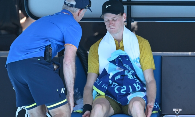 Sinner e il tetto chiuso durante il match con Spizzirri: cos'è successo questa notte a Melbourne