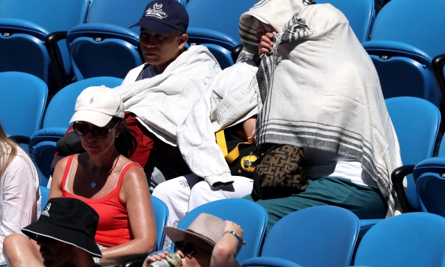 Australian Open di fuoco: domani previsti 45°, cosa prevede il protocollo caldo estremo