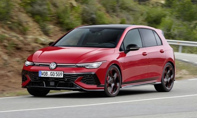 Volkswagen Golf Gti, 325 Cv: prova in strada della Edition 50