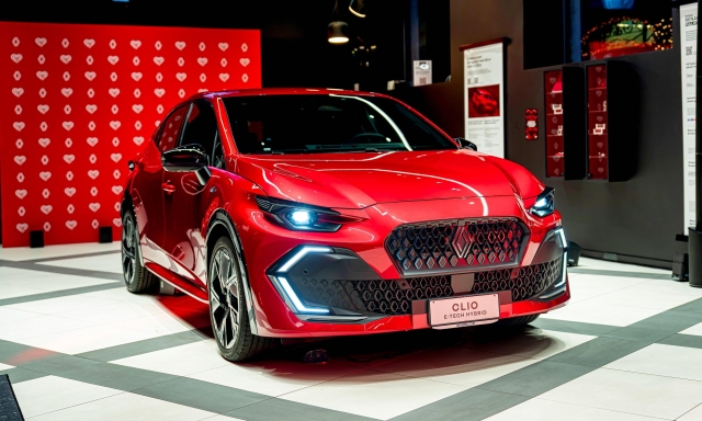 Renault a Milano celebra la storia della Clio
