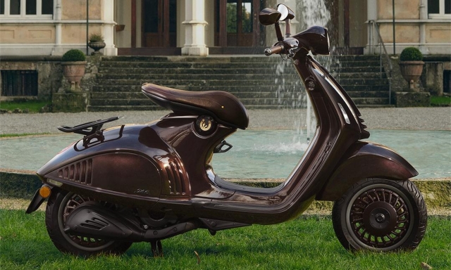 Vespa 946 Horse, l'edizione speciale dedicata all'anno del cavallo: dettagli e prezzi