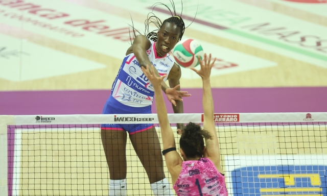 Egonu domina, Milano vince gara-3 e riapre la finale scudetto: ora è 2-1 Conegliano