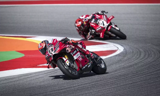 Superbike, Ducati troppo forte? Arriva la limitazione sul carburante. Ma la tempistica fa discutere