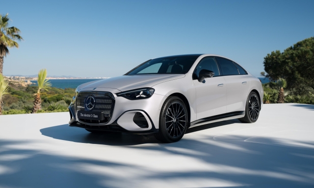 Mercedes Classe C elettrica: più grande, più tecnologica e con 760 km di autonomia