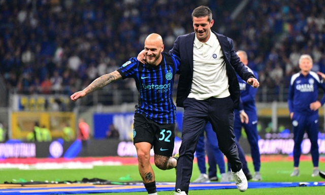 Dal negozio di frutta alla curva e gli scudetti, Dimarco è l'interismo: "Orgoglioso della mia storia"