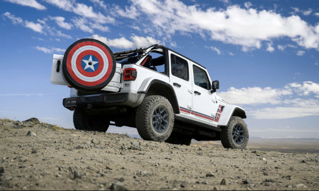 Jeep Wrangler America250 Edition, ispirata a Captain America