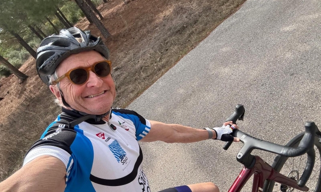 Kevin Schwantz al Giro d'Italia sulle strade di Milano: farà due tappe del Giro-E con il team Rcs Sports & Events