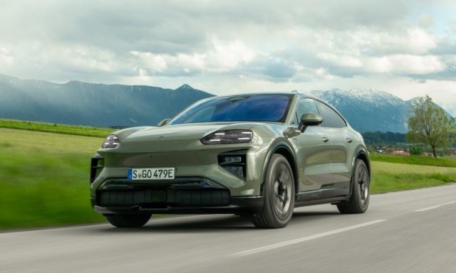 Porsche Cayenne Coupé: fino a 1.156 cavalli elettrici che incollano al sedile