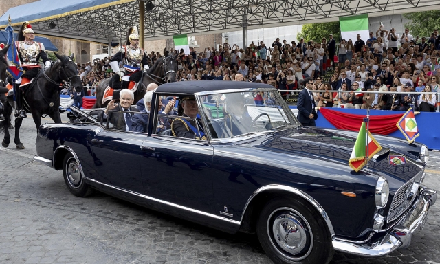 Festa del 2 giugno: la Lancia Flaminia del presidente della Repubblica