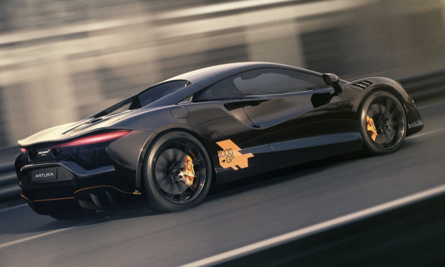 McLaren Artura: una nuova serie speciale celebra il GP numero 1.000 di Woking