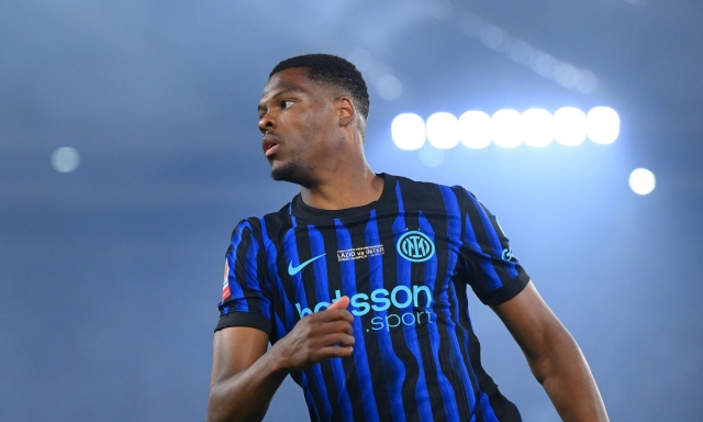 Dumfries saluta l'Inter: ufficiale il passaggio al Real, contratto fino al 2030