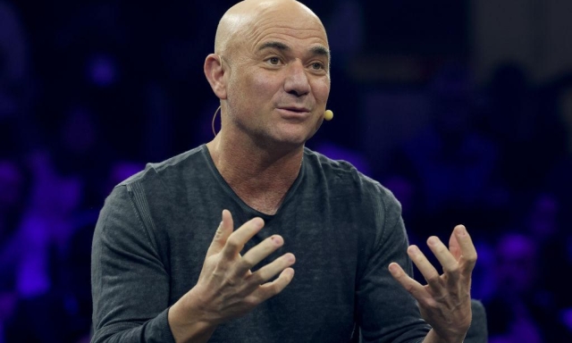 Agassi duro su Sinner: "Se crolli dopo un’ora e 45 minuti in campo, non ci possono essere scuse"