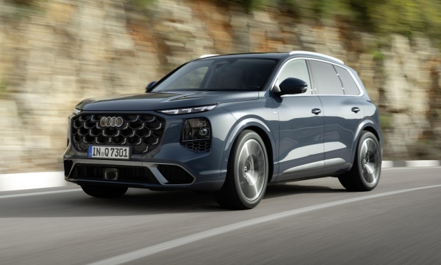 Audi Q7: motori diesel mild hybrid e stile inedito per la terza generazione