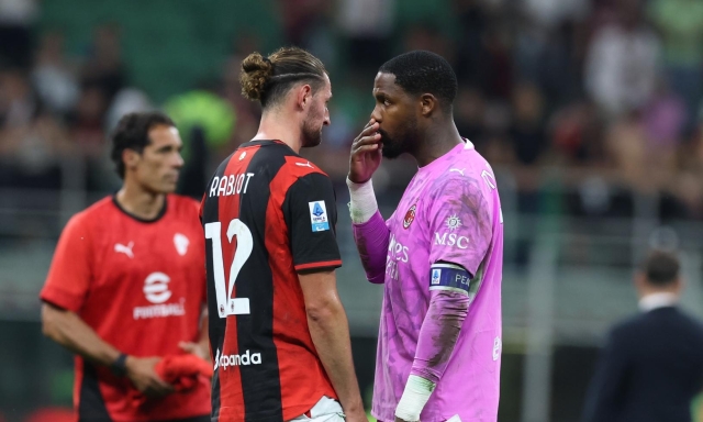 "Fidatevi del Milan!". Amorim chiama Maignan e Rabiot. L'obiettivo? Convincerli a restare