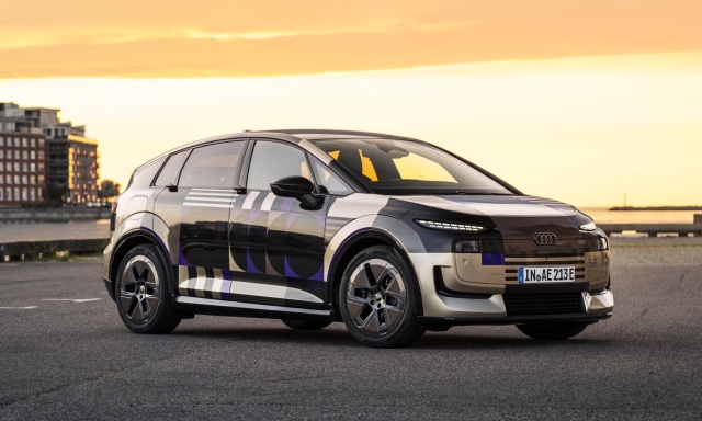 Audi A2 e-tron: alla guida della compatta elettrica più efficiente dei quattro anelli