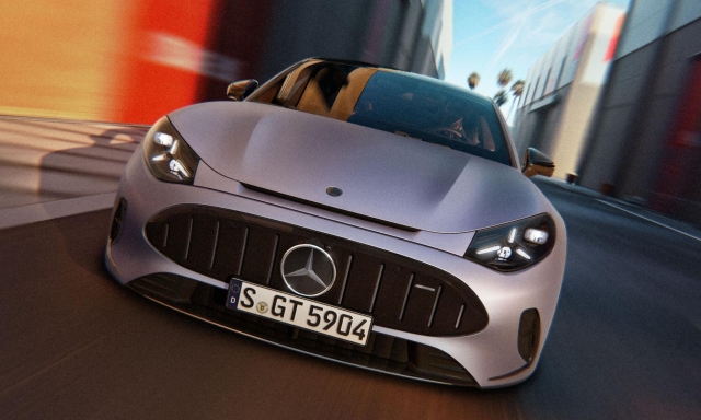 Mercedes-Amg Gt 53 Coupé 4: l'elettrica da 544 Cv, 800 km di autonomia e ricarica in 10 minuti