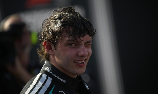 Ieri i problemi al fondo, oggi la Sprint con la monoposto danneggiata: il piano di Kimi per rialzarsi