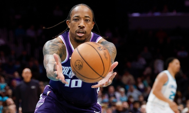 DeRozan a Denver, un'altra stella accanto a Jokic: più ambizioni, conti in bilico