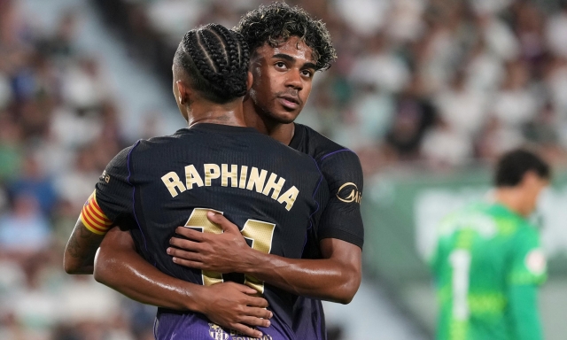 Barça a valanga all'esordio: super Raphinha e manita all'Elche