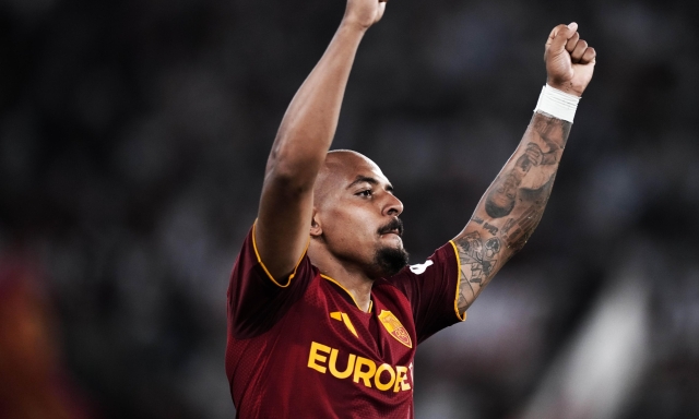 Roma, numeri da record per Malen: superato Batistuta. Maglie a ruba, il primato di Dybala trema