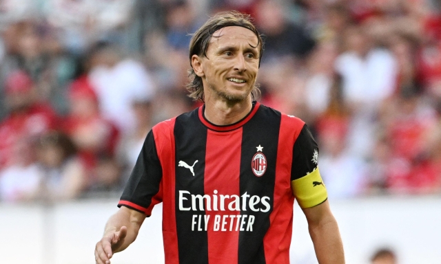 Le partite di oggi: Milan-Venezia, in campo anche Serie B, Premier, Ligue 1 e Liga. Al via la Bundesliga