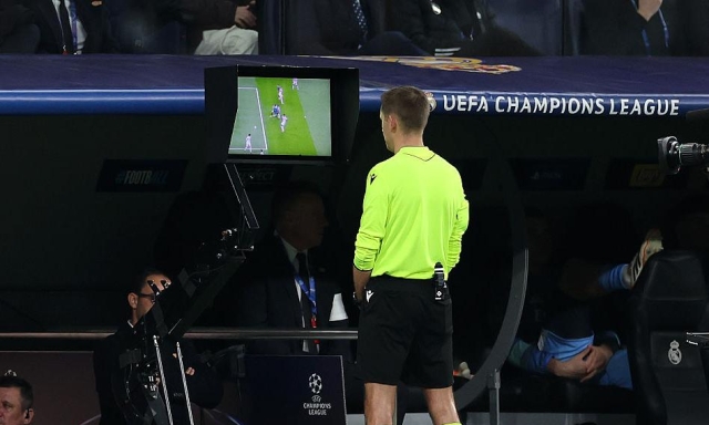 Arbitri, ecco le linee guida di Rosetti: cosa resta e cosa no della rivoluzione mondiale in 13 punti