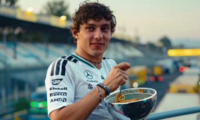 Antonelli e la pazza idea divenuta realtà: "Se vinco a Monza mangio la pasta dentro al trofeo"
