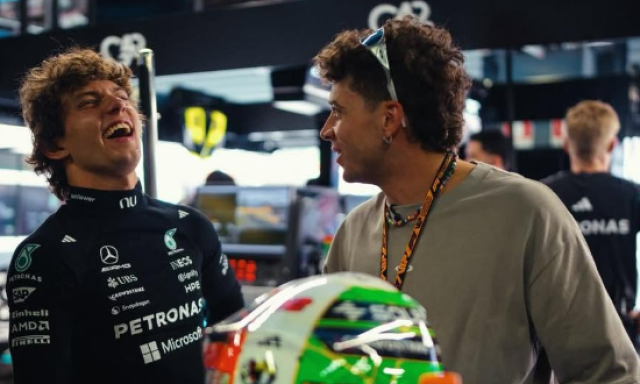 Bezzecchi: "Kimi è un amico, ma non siamo ancora riusciti a farlo salire in moto. Quel giorno all'Aquafan..."