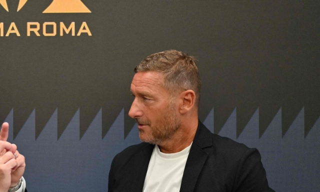 Roma? Nazionale? Totti sceglie il basket: "Voglio portare a vedere la Maxima tifosi giallorossi e laziali"