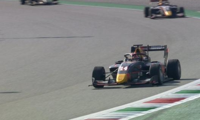 Yuki Tsunoda vince a Monza in F.3