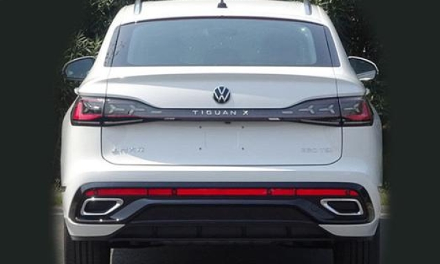Gruppi ottici molto sottili per la nuova Suv-Coupè di Volkswagen