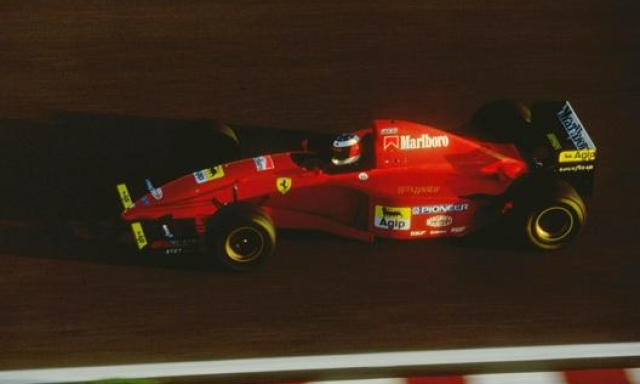 Schumacher sulla Ferrari nel 1995 all’Estoril: fu il primo test del tedesco sulla rossa. Getty