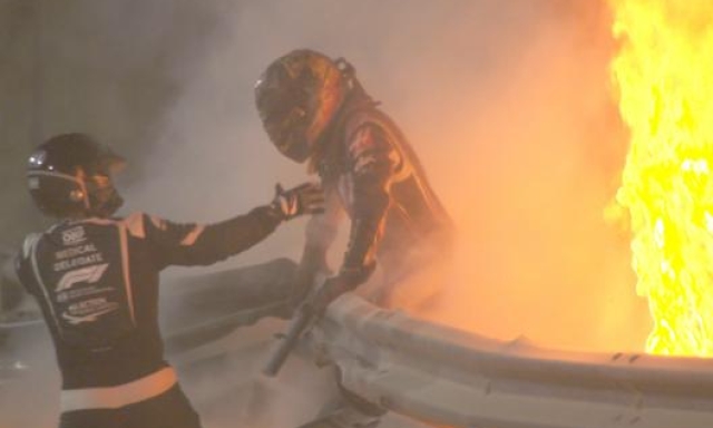 Grosjean esce dalle fiamme