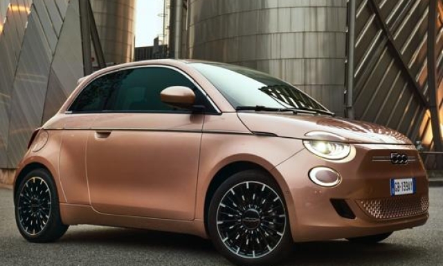 Fiat nuova 500 viene proposta ad un prezzo d’ingresso pari a 26.150 euro. Incentivi esclusi