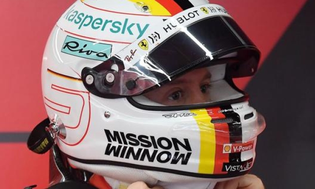 Sebastian Vettel è uno dei piloti più interessati alla variazione delle grafiche sul casco. Afp