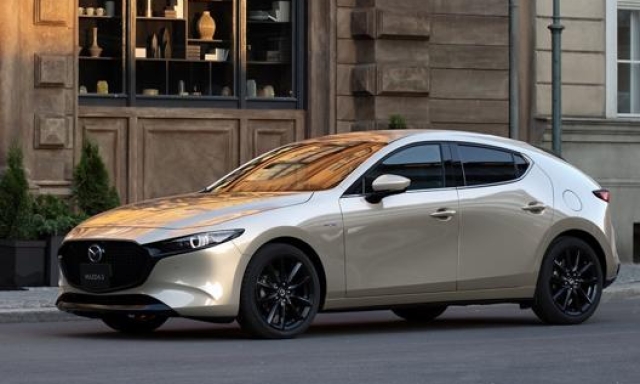 Mazda3, la quarta generazione è stata lanciata nel 2019