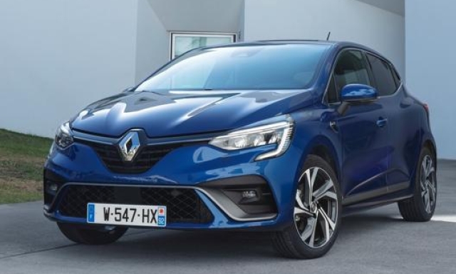 La nuova Renault Clio Hybrid in promozione