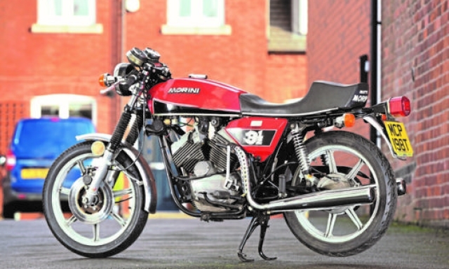 La Moto Morini 3½ Sport, ambiziosa bicilindrica degli Anni 70