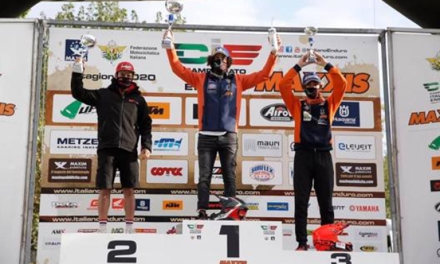 Il podio della categoria 125 2T, con Tommaso Montanari sul gradino più alto