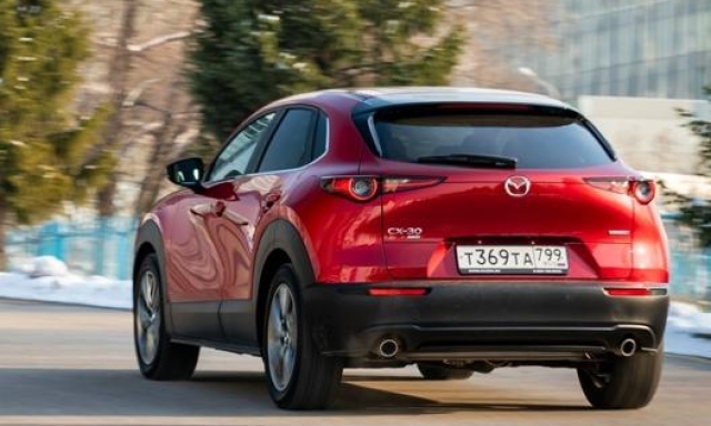 Mazda CX-30 2021 monta l’aggiornato SkyActiv-X da 186 Cv