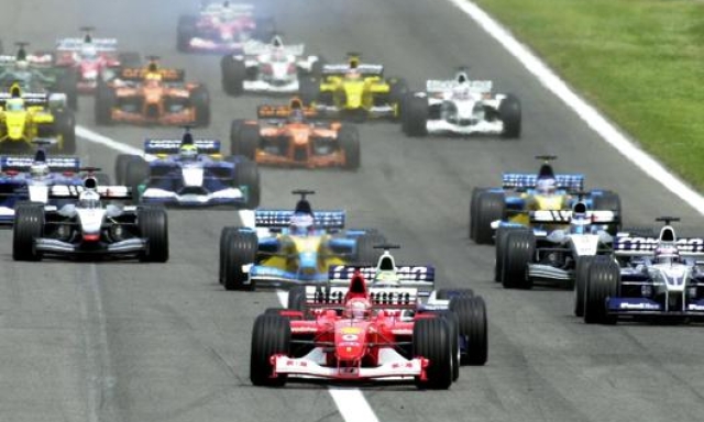 Il via del GP di Spagna del 2002. Epa