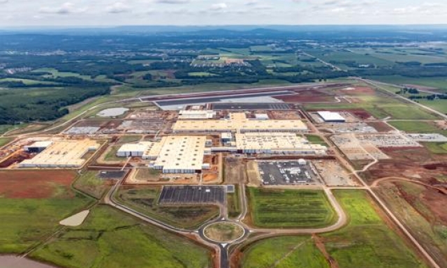 La fabbrica di Huntsville, in Alabama (Usa), dove Mazda e Toyota possono produrre fino a 150 mila auto l’anno per ciascun marchio