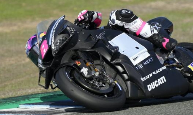 Enea Bastianini cn la Ducati Gresini nei test di Jerez